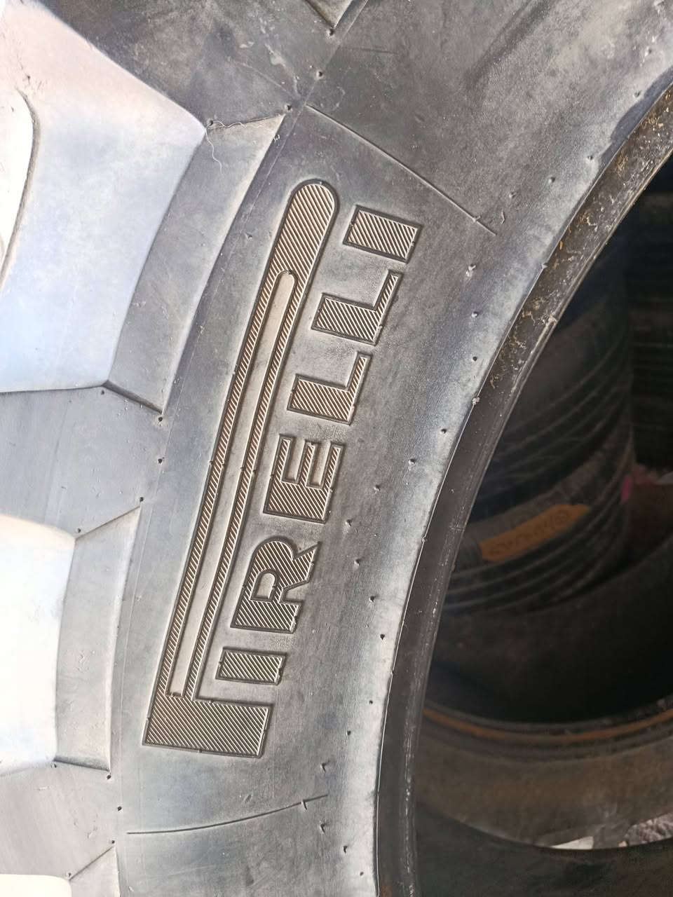 السلام عليكم ورحمه الله وبركاته تايرات بيرلي ايطالي مال حاويه حجم ٣٨ خلفي و٢٤ امامي مجمع سيد يقين ديوانية


**إذا كنت صاحب هذا الإعلان وتريد حذفه لأي سبب، رجاءا أرسل رسالة إلى الدعم الفني**