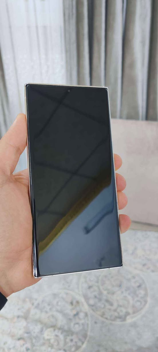 Galaxy S23 ultra 
256gb RAM12
Snapdragon 
%100 خاوێنی ڕەنگی سپی أربيل, العراق


**إذا كنت صاحب هذا الإعلان وتريد حذفه لأي سبب، رجاءا أرسل رسالة إلى الدعم الفني**