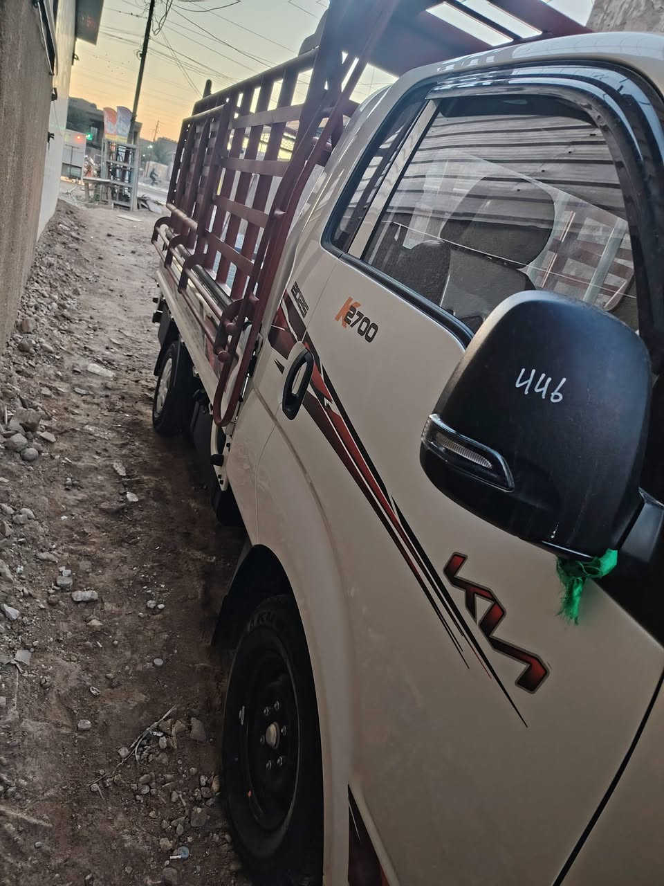 السلام عليكم كيا موديل 2025 ماشيه 5000 كامله من كلشي دوشمه تغليف درع امامي خلفي محجر بسمي رقم بغداد مكان السيارة بغداد مال جناي شغل كله درجه والى مكفوله كفاله عامه من كلشي الاتصال على الرقم ***********   احلا من الصوره السعر 178 وبيها مجال  كلش بسيط
