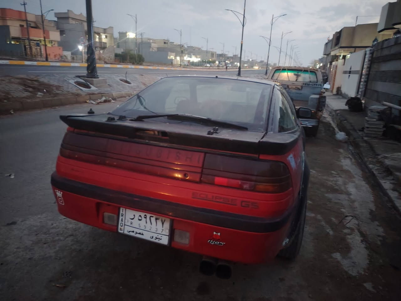 سيارة مستبوشي ياباني تك باب رياضي صبغ شركه للبيع محرك وگير شرط تبريت رقم ألماني سنويه عضم شرط تحويل وكابون بيها تيرات وبتري شرط السعر ٣٠ وبيها مجال الاستفسار على الرقم *********** وكورك ***********
