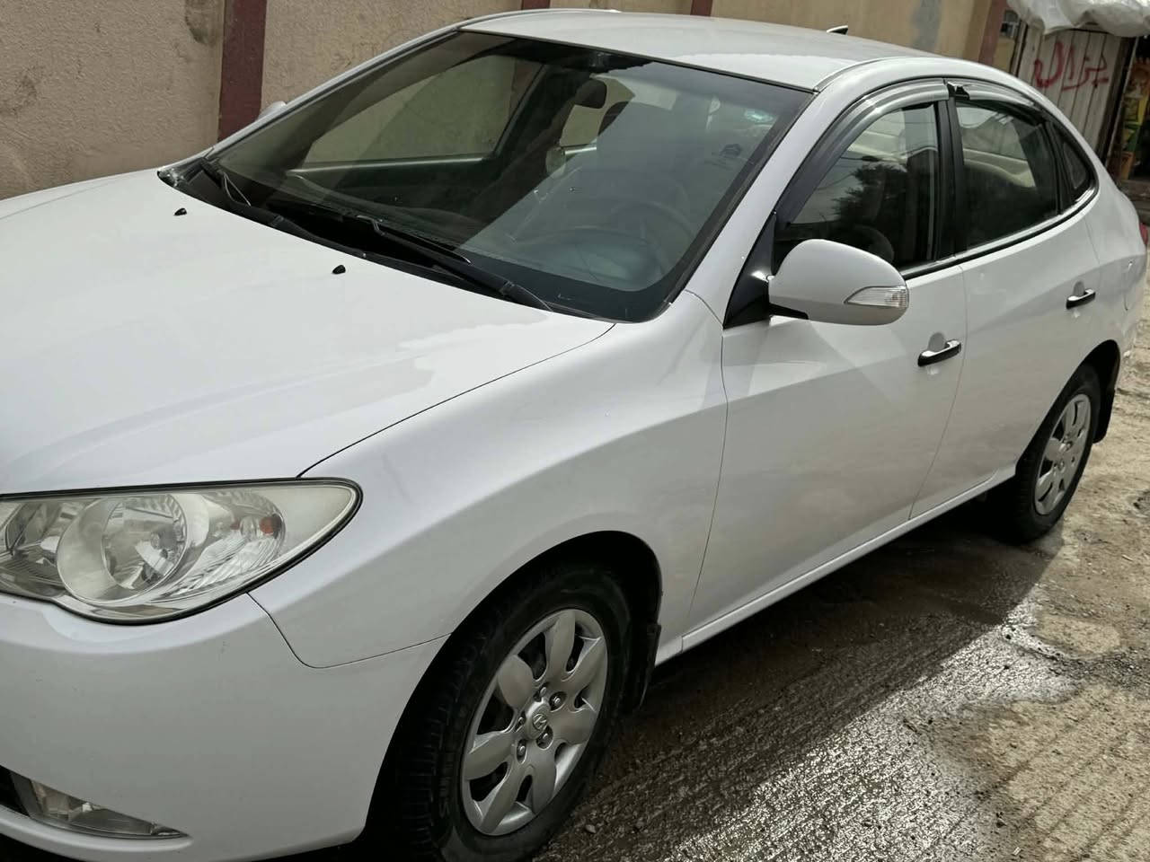 النترا 2011 للبيع
السيارة كير عادي 
بدون ضرر بدون صبغ سيارة وضع شركة
محرك كير شرط 
رقم دهوك شرط التحويل 
السعر 108  وبيها مجال
للستفسار اتصل 
0774 909 6653
