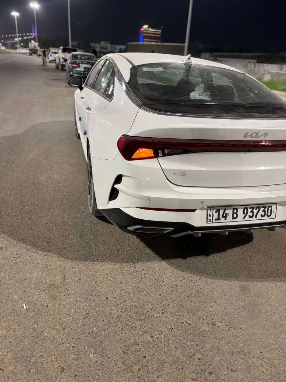 السلام عليكم K5 2023 خليجي
• تشغيل بصمة

• دخول ذكي

• تشغيل عن بعد

• مقاعد جلد

• تحكم استيرن

• حساسات

• مثبت سرعة

LED اضاءه •

مانع انزلاق حساسات اطار

.هاند بريك رجل

ABS نضام •

• شاشه اعطال

• ويل كب كروم

•مقعد السائق كهربائي

• نضام قياده أيكو + سبورت +سمارت +نورمال

•اوتو بريك

• تدعم نظام الكار بلي

aux + usb + بلوتوث •

محرك 2000دوش المرغوب

ماشيه 20 الف

سياره باسمي تحويل ثاني يوم رقم بصرة

السعر 208

‭0771 833 5790‬
