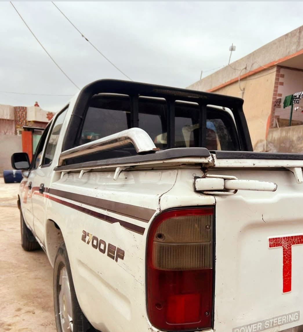 السلام عليكم تيوتا  دبل. قماره  رقم سنويه جديد بدون دعم او صبغ جيليكس.   سعر 115  *********** مكان اسياره دوميز فايده
