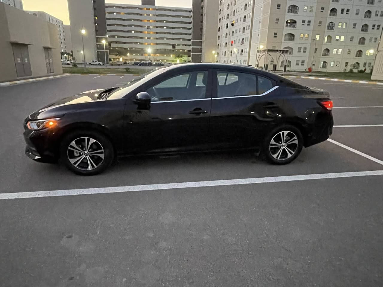 ‏سلام عليكم
نيسان سنترا
مديل2023
دخول جديد 
حادث جاملق
بارد بالباب 
بدون يرباك
سيارة ألون سوداء 
مكاني بغداد بسماية
رقم بغداد 
سعر155
***********￼￼
