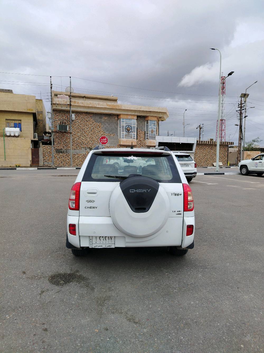 سياره شيري مديل٢٠١٣  نضيفه مرتبه شوف العين تجي تفحص تعجبك توكل