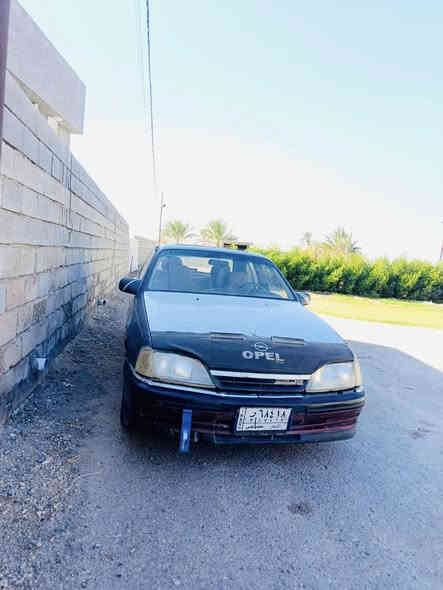 للبيع اوبل موديل 91 
تخم تاير جديد
صدر جديد 
كير ومكينه مضبوطه
تحويل مضمون 
السعر 24
مكان السياره جزيرة الخالديه
***********
