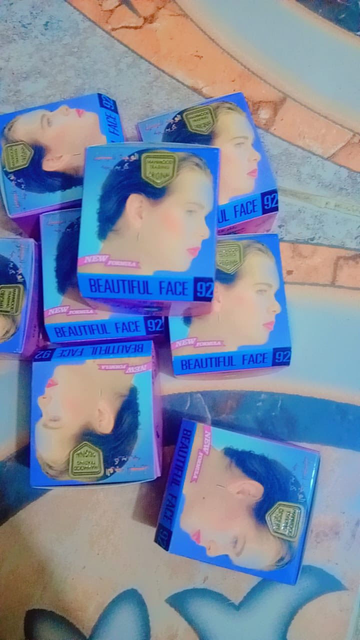السلام عليكم عندي غراض كوزمتك كامل راح انزل صور بعضهن تريدهن كلهن او تريد قسم منهن ماكو مشكلة وتوصيل متوفر لجميع المحافظات


**إذا كنت صاحب هذا الإعلان وتريد حذفه لأي سبب، رجاءا أرسل رسالة إلى الدعم الفني**
