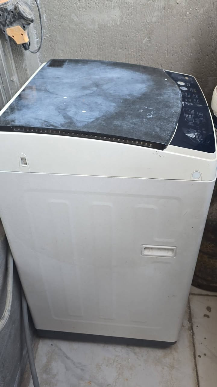 سبلت البيع ميديا طنين ونص نقص غاز شغال سعر 350 غساله للبيع حافض حجم 11 كيلو سعر 200 شغاله مداخله تصليح غراض تضيفه اخو جديد *********** متواجد ع خط
