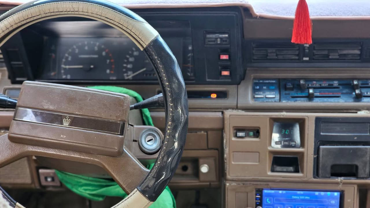 سلام عليكم سوبر موديل 84سياره عله وضع شريكه كير محرك كله كفاله تخم تأير رقم بغداد نكليزي جام كهربائي كير عادي مكلف بنشر رقم صاحبه ***********
