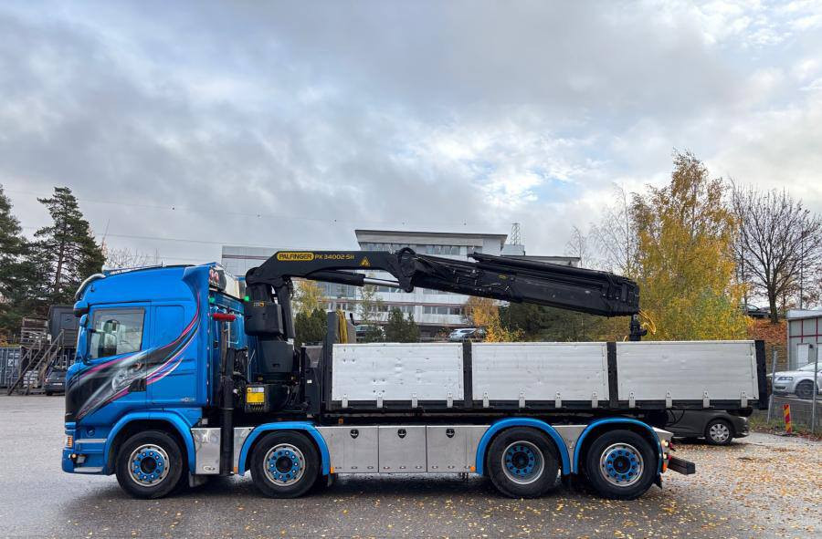 Scania G490
سنة الصنع 2017
ممشى 400.000 كم 
ناقل حركة أوتوماتيكي 
قوة المحرك 490 حصان 
عدد المحاور 4 
3 محاور توجيه 
رافعة pk34002
قدرة الرفع 10 طن
السعر 580 ورقة
سعر واصل شمال العراق


**إذا كنت صاحب هذا الإعلان وتريد حذفه لأي سبب، رجاءا أرسل رسالة إلى الدعم الفني**