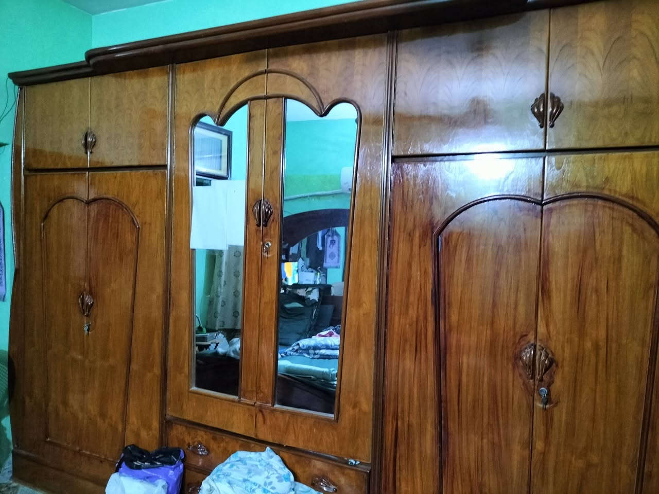 غرفه نوم  عراقي للبيع
هاتف *********** واتساب  مكان بغداد
