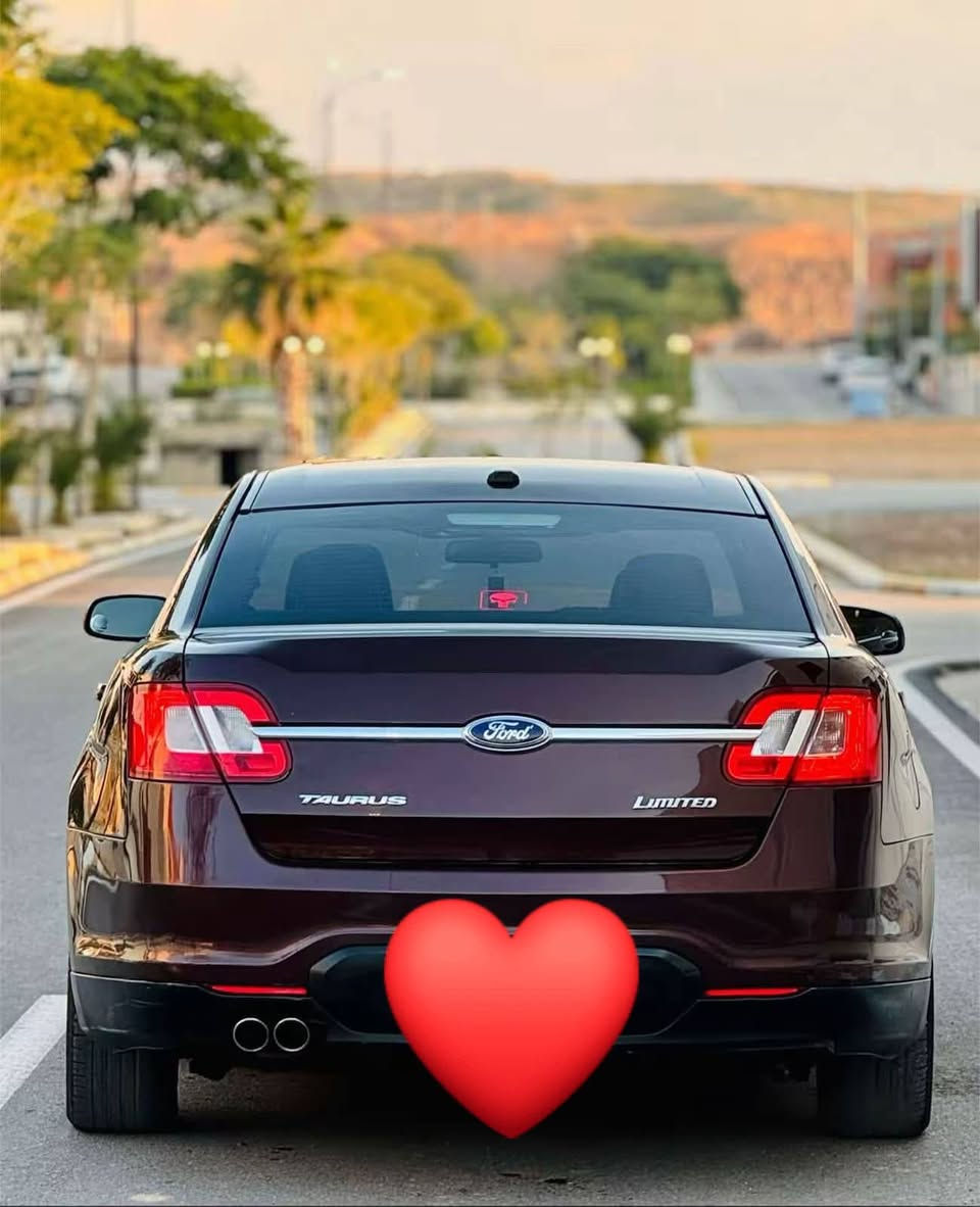 سلام و عليك فورد تورس البيع موديل 2010 رقم جديد سليمانيه  السياره بسمي تحويل ثاني يوم الضرر موضح بل سونار السياره احله من الصوره اي نقص مابيها السعر98 وبيها مجال  رقمي ***********
العنوان ديالى... جلولاء
