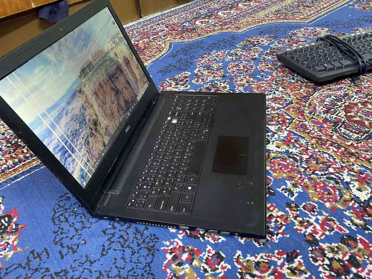 لابتوب دل نضيف للدراسه وتصفح  يشغل يوتيوب كوكل وكم لعبه بسيطه حيل 😆👍🏻 + وياه شاحنته الاصليه و كيبورد دل الاصلي و يجي نظام وندوز ١٠برو موصافاته بالصور .مشاكله ❎ خطوط بالشاشه . سعره 100الف مكان بغداد للاستفسار خاص


**إذا كنت صاحب هذا الإعلان وتريد حذفه لأي سبب، رجاءا أرسل رسالة إلى الدعم الفني**