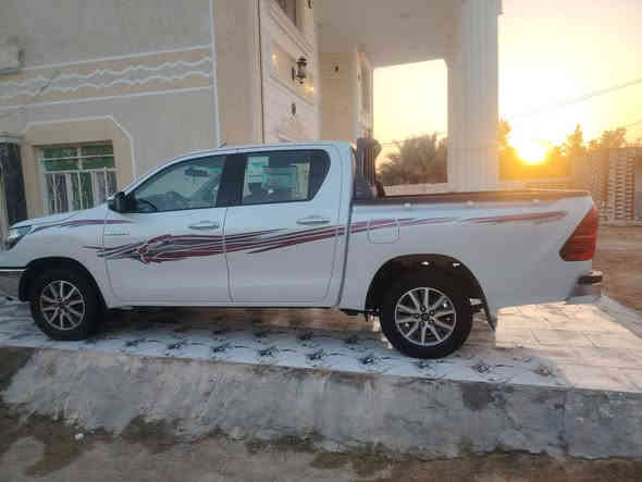 السلام عليكم ورحمه الله وبركاته للبيع هايلوكس تويوتا موديل 2024 سعودي مكفولة كفالة عامه رقم مثنى باسمي
السعر 290 وبيها مجال رقم الهاتف ***********
