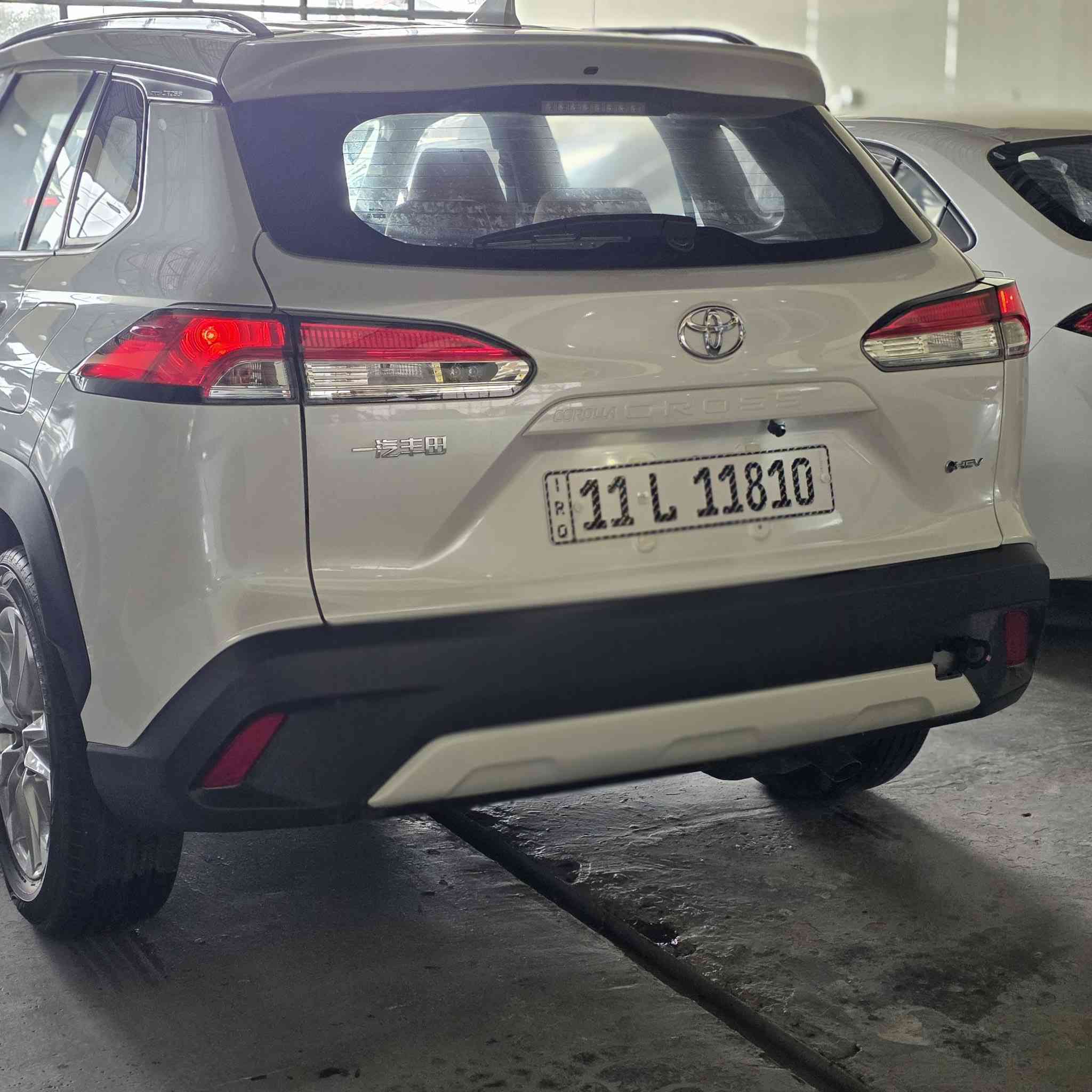 تويوتا كورلا كروس موديل 2025 / داخل قرميدي مقاعد ودشبول والأبواب طلب خاص بلادي  السعر 29 مليون و500الف دينار لوحات بغداد وسنوية
‼️🔥🔥المواصفات  :ياباني تجميع الصين
الأهم:✅ محرك 2000 سي سي – 4 سلندر هايبرد (صنع في اليابان)✅ دفع أمامي + ناقل حركة CVT✅ أربع كاميرات بزاوية 360 درجة لرؤية شاملة✅ جنوط قياس 17 إنش✅ مصابيح أمامية LED✅ دخول وتشغيل بصمة (عدد 2)✅ إشارات على المرايا الجانبية✅ تحكم كهربائي كامل بالنوافذ✅ مقعد السائق كهربائي + مقاعد جلد✅ تبريد أمامي وخلفي✅ فتحة سقف (سلايد) بانورامية✅ نظام مراقبة ضغط الإطارات TPMS✅ نظام رادار أمامي ومثبت سرعة✅ أنظمة سلامة متقدمة:• نظام تحذير التصادم الأمامي• نظام التوقف التلقائي• نظام تحذير الخروج من المسار• نظام البقاء داخل المسار✅ بلوجكترات + نظام ABS✅ منافذ USB-C
شركة الفرس ألأبيض لتجارة السيارات 🚗
☎***********
☎***********
 بغداد مدينة معارض البياع -الشارع المميز-مقابل كراج البياع 📍
لاستفسار يرجى الاتصال على الرقم:
☎***********
☎***********
