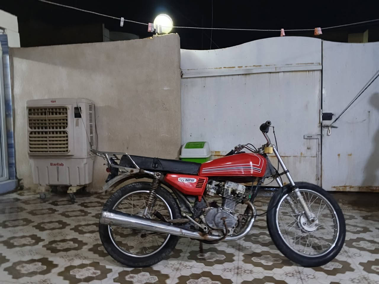 اربعه كير بيها محرك مال خمسه كير للبيع تجفيت وتعمير كله جديد ..درجه بدون أوراق مكفوبه من السرقه تجي تاخذها من باب بيتي سعرها 125 قفل كربلاء خلف العاب النوارس ..لتكول ليش مجهول الهوية ..هذه الفيس مو مالتي واني رجال معروف وحاط رقمي***********
