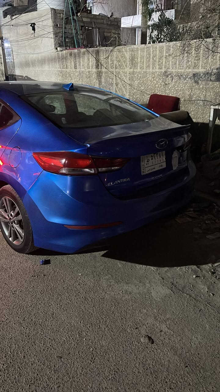 السلام عليكم النتره امريكيه رقم بغداد 
موديل ٢٠١٨ مكينه ٢٠٠٠دوش كير ايتي
السياره مال بيت جديده وحلوه واحله 
من صور صور حادثهه مال امريكيا وياهن 
بل صور كير مكينه مكفولات تخم تايرات 
تبريد تدفى كل كهربائيات شغالات صدر 
امامي خلفي شادهن جدت ...
السعر ١١٧ورقه وبيهه مجال بصيط حك جيتك
مكان السياره بغداد الشعب شارع صحه 
***********
