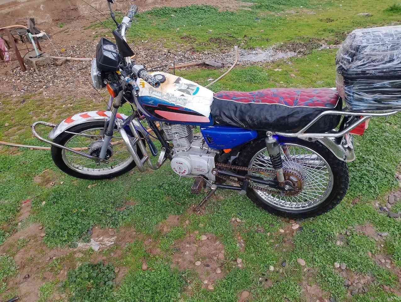 السلام عليكم ماطور للبيع بارت 2018 السعر 250 وبي مجال مراوس يرهم شعندك نزل الستفسار على هاذ الرقم  *********** العنوان الكسك
