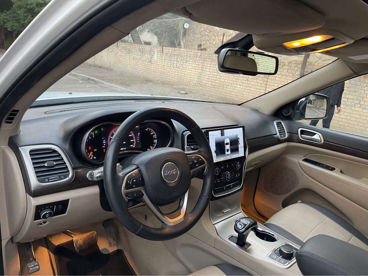 جيب 2014 خليجي مكان السياره الاعضمية
رقم شمالي باسمي سياره جاهزه بيهة صبغ جاملغ سايق فقط ماشيه ٦٥ الف كيلو السعر (238) *********** بغداد, العراق
