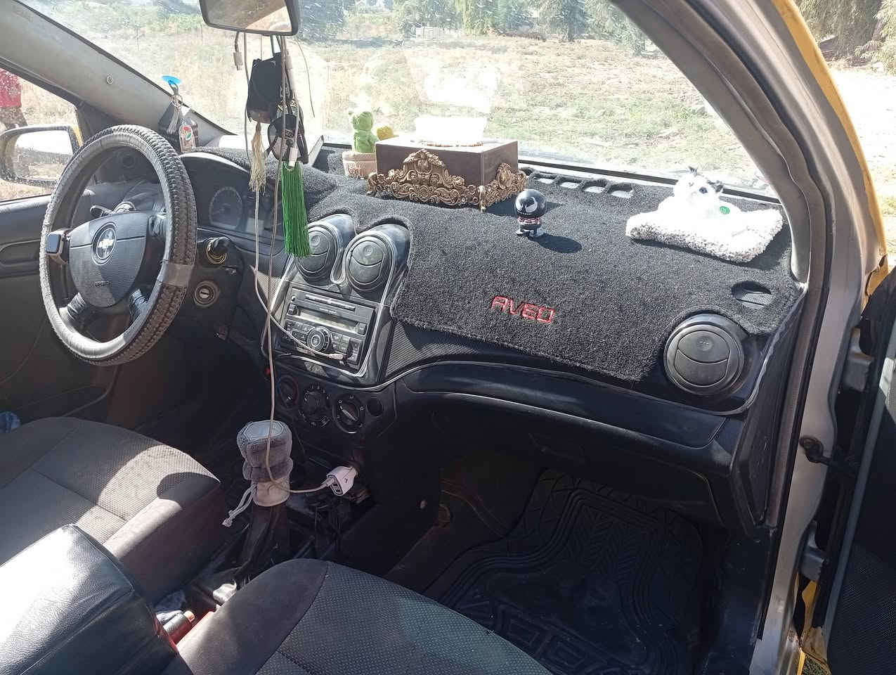 السلام عليكم افيو للبيع موديل 2009رقم نينوى احمر السياره عليها هيئه وغرامات هيئه 850غرامات 450ضررها حوض صندوق محرك يعوزو رنكات السياره طخمها جديد تخم تواير جديد كير شرط سياره جديده التواصل خاص ورقم تلفون ***********
