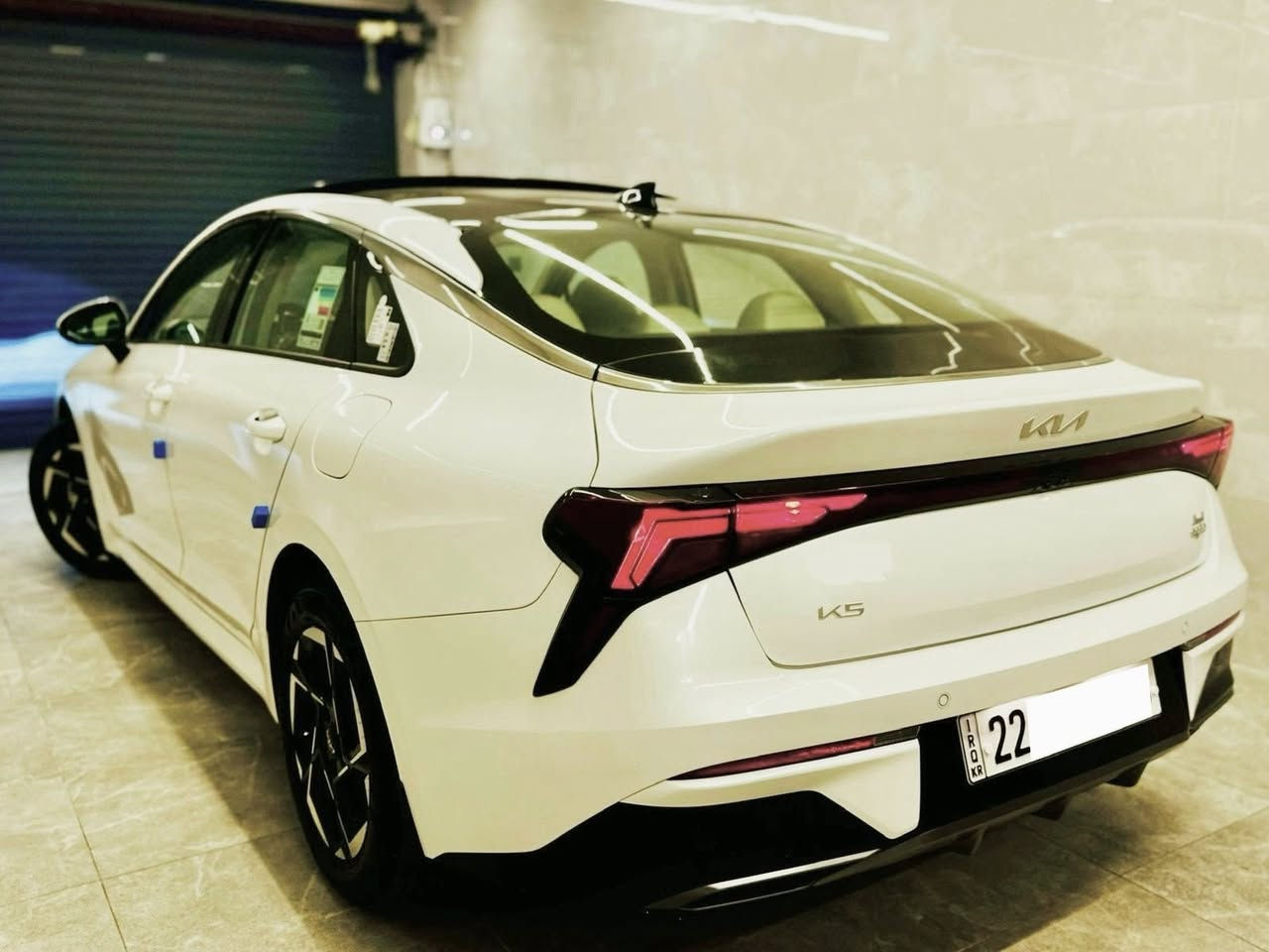 بسم الله الرحمن الرحيم

كيا K5 خليجي 2024 ضمان شريكة (5) سنوات
عنوان:.السليمانية 
محرك:.2500
ماشي:.20,000KM

رقم صاحب سيارة:. ***********

مواصفات :.

بانوراما 
بصمة
شغال (تشغيل عن بعد)
شاشة حجم كبير 
شاشة الكترونية 
كشن جلد 
كشن كهرباء 
مري شفط 
ويل كروم
داخل بيجي 
ليد أمامي و خلفي 
حساس أمامي و خلفي 
تبريد قطعتين 
صندوك ذكي 
درايف مود 
تحكم و تعديل سرعة 

تحويل وكالة نفس اليوم 
رقم و سنوية جديد 
رقم اربيل دولي 

عنوان السليمانية 
رقم صاحب السيارة:.***********
