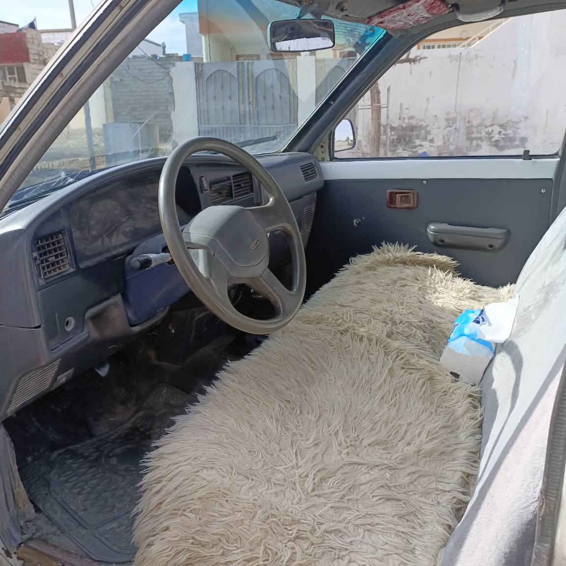 پیکاب توێتا toyota ١٩٩٥ سەیارەیەکی جوان و تون و تۆڵ و ئاڕمە و دەبڵ ئەکسل 
***********
*********** السليمانية, العراق
