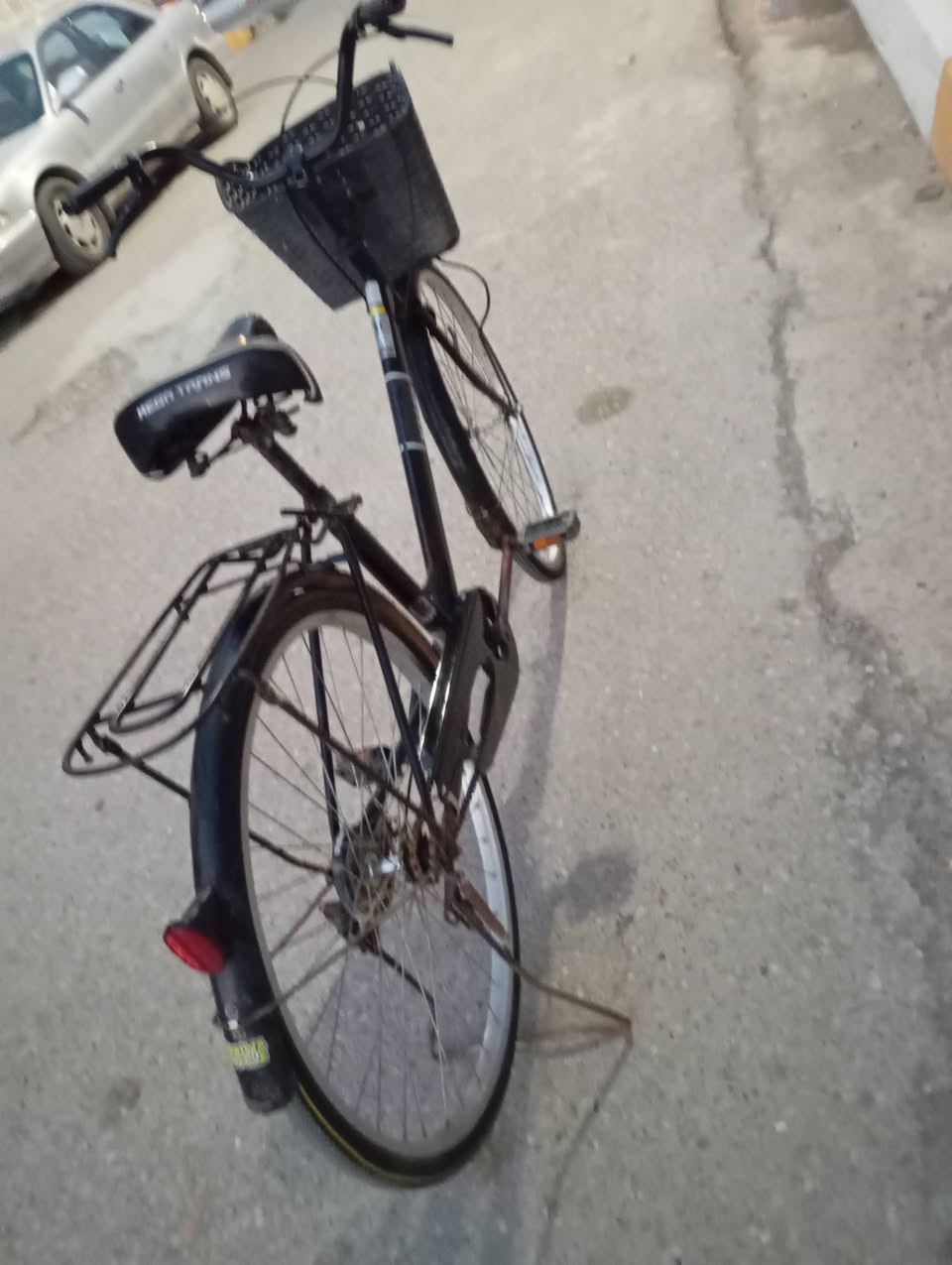 السلام عليكم بايسكل للبيع نظيف جدا كامل مكمل السعر 55 وبي مجال البكان بعقوبه التحرير  قرب جامع الصديق تعالوا خاص


**إذا كنت صاحب هذا الإعلان وتريد حذفه لأي سبب، رجاءا أرسل رسالة إلى الدعم الفني**