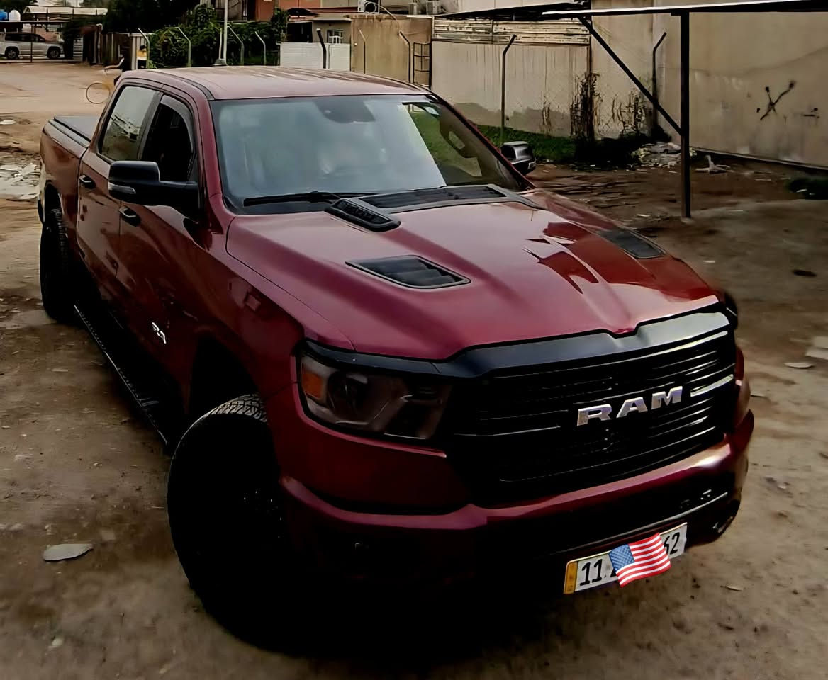 اقره المنشور وشوف صور حادث والتفاصيل كلها يله تدخل تسالني 
لان كلشي كاتب وناشر ..
بيع او مراوس بسياره صالون فقط ...
رام. RAM. بك هورن
موديل. 2023 رقم بغداد باسمي
فول تزويد كفر بدي غطاء بدي ويل كب ميثيود سحب مع سبيسرات 2 انج
ترفيعه 3.5 انج امامي خلفي 
تخم تاير جديد نقشه وسطيه
شاشه جبيره رادارات حساسات 
كامره دواره غرفه جلد نقطه عمياء سياره وضع شركه 
رقم بغداد باسمي 
محرك. V6. 3.600. ايتورك 
بدون تيربو تتقبل بانزين عادي 
فورويل. 4*4
ماشية. 19 الف
مواصفات. بك هورن
باب طويل بدي قصير 
الحادث... 
تبديل بنيد ومحدث TRX 
بدايه القماره تصليح فقط  
بدون دواخل مكفوله شاصي ولغد 
صور السونار والحادث بالمنشور وابيع ع الفحص وترايك زاخو بصره 
السعر اكتب رقم 1 يجيك ع الخاص وبالخدمه او التواصل ع رقم واتساب وربي يرزق الجميع
العنوان بغداد دوره  
***********
