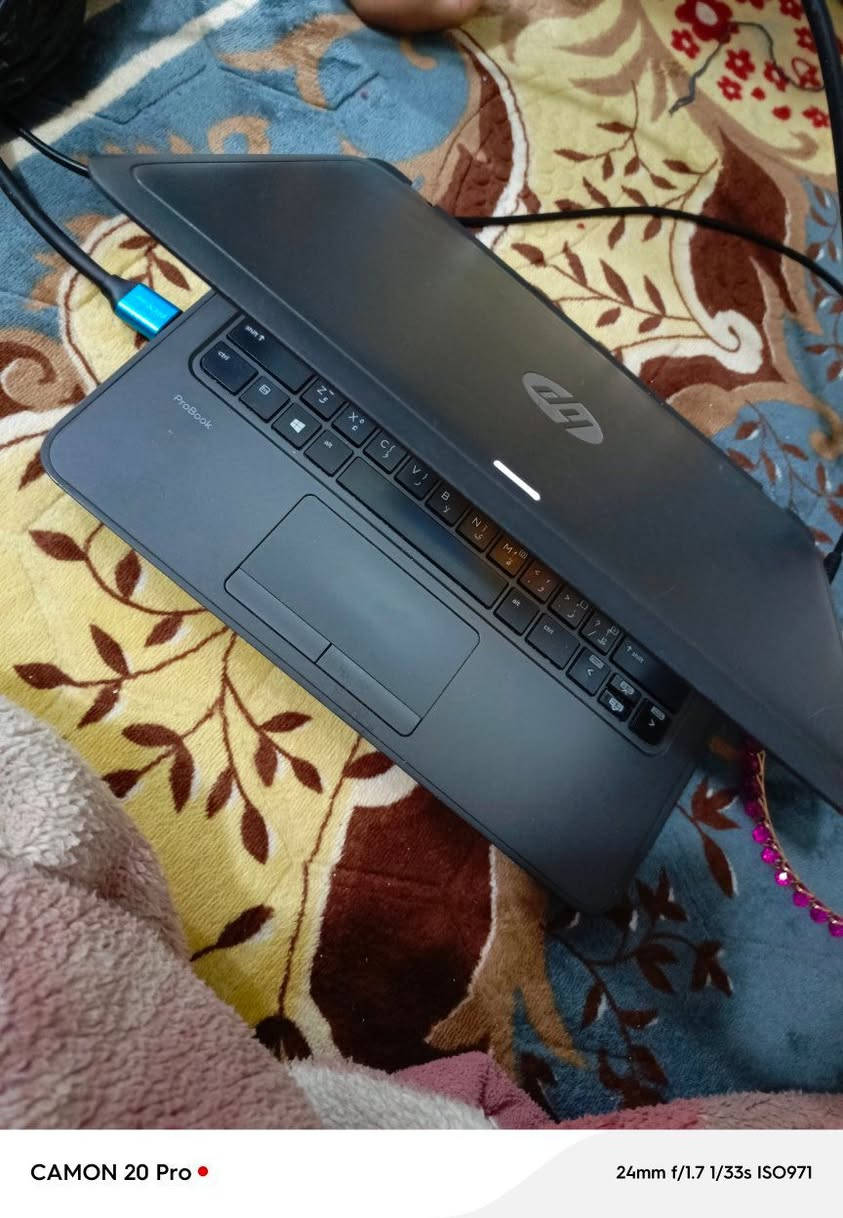 كلشئ مابيها شغاله تخبل بس بطارية محتاجة ب90الف يلا وبدون ملحقات 😁
اشتريتها قرب300 الف


**إذا كنت صاحب هذا الإعلان وتريد حذفه لأي سبب، رجاءا أرسل رسالة إلى الدعم الفني**