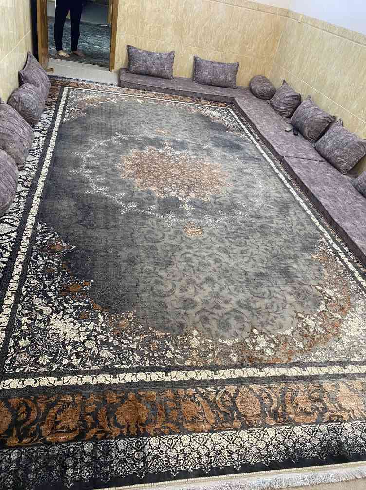 فەرشەکە ١٢٠٠ شانەی ئێرانیە هێشتان نەشورایە
پەردەکەش ٣ مەترو نیوە تاخمە لەگەل فەرشەکە بە دارەوەیە أربيل, العراق


**إذا كنت صاحب هذا الإعلان وتريد حذفه لأي سبب، رجاءا أرسل رسالة إلى الدعم الفني**