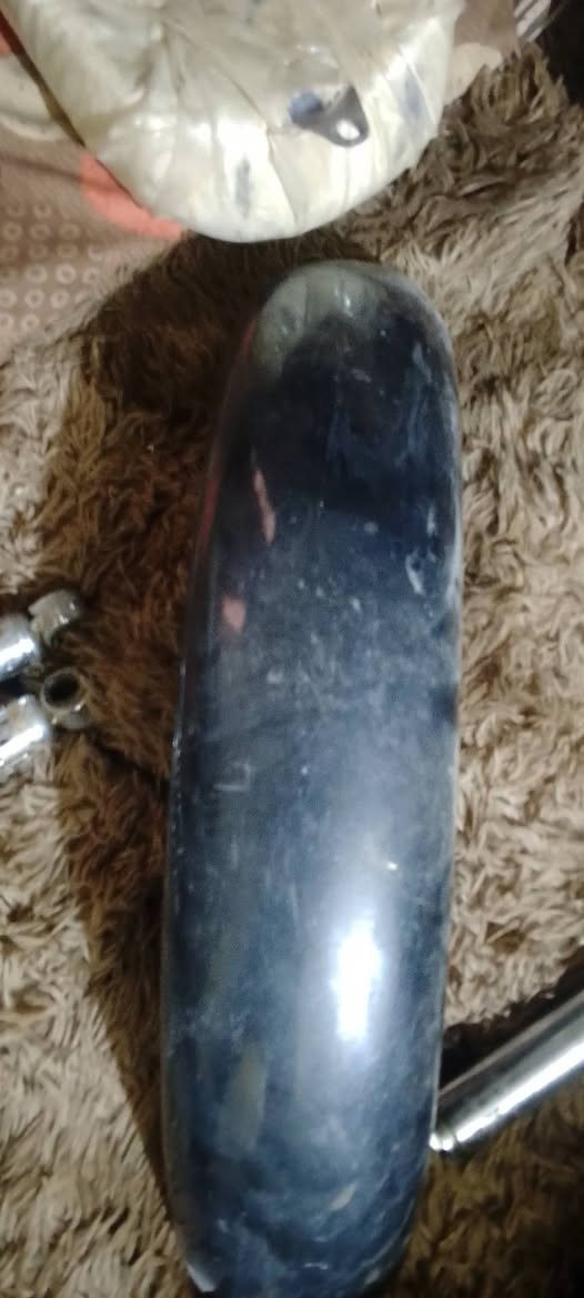 سلام عليكم سعر 300 كلهن وليشتري ارتبه كماليا نيكلات سيت دراجه مااعرف اسمها مكفوله سرقه محرك 250 ccتانكي عدد2 جالغ وياهن حبشكلات شراي يتصل *********** عنوان بغداد الدورة شارع 60 شراي ايخابر وعندي غراض كماليات هديه
