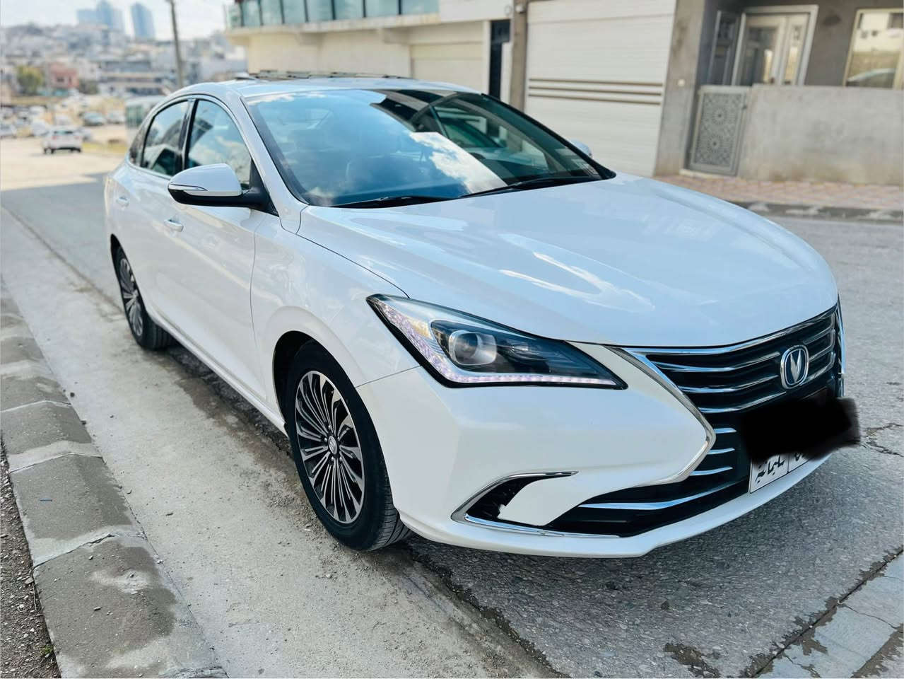 سعري 69$مه عامه له ***********
شانجان ايدو پله س موديل 2019 فول فول مواسه فات سلايد كاميرا شاشه حاسه رادار كوشن كاره با. كوشن جلد بيرك به سمه ده بل گير بوياخي نيه ساردي نيه سبيري دانه به زيوه گيرو مه كينه لوك نه كراوه ته وه به شه رتي اولياتو حاسيبه به ناو شه ريكه يه له سليمانيم سعري به لاش به لاش 69$ السليمانية, العراق
