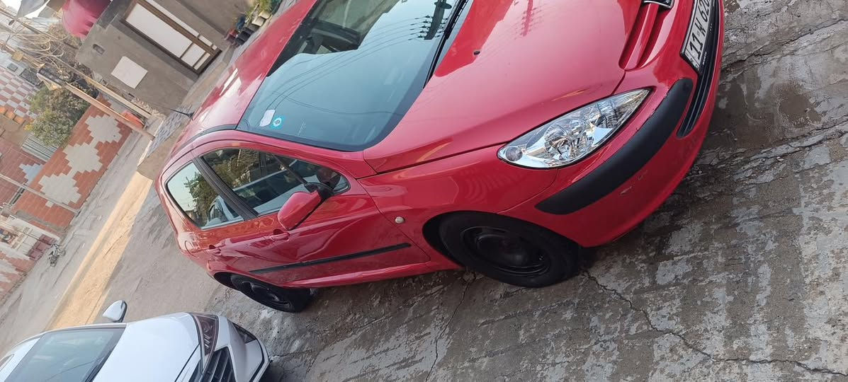 بيجو ٢٠٠٥بيه مكانات قليله صبغ وباقي مكفوله مابيه اي نقص فقط تبريد من اشتريته بالشتاء ماشفته شبيه علىً كلام اشتريته منه كال يشتغل  وباقي كامله من كلشي 
مكاني الحله مركز الحله 
السعر ٥٠$قفل 
سياره اسمي تداور هنا بالحله


**إذا كنت صاحب هذا الإعلان وتريد حذفه لأي سبب، رجاءا أرسل رسالة إلى الدعم الفني**
