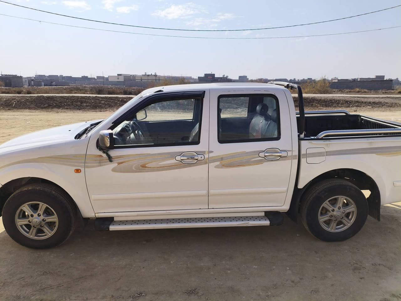 سلام عليكم 
سياره كريت ويل 
موديل2015 مصفره هيئه وغرامات كير ومكينه مكفولات تخم تأيرات جددحداديه مكفوله  تبريد وتدفئه شغالات الدواخل بل جيس العنوان كربلاء الحر السعر 85
رقم الهاتف ***********
رقم هاتف ***********
