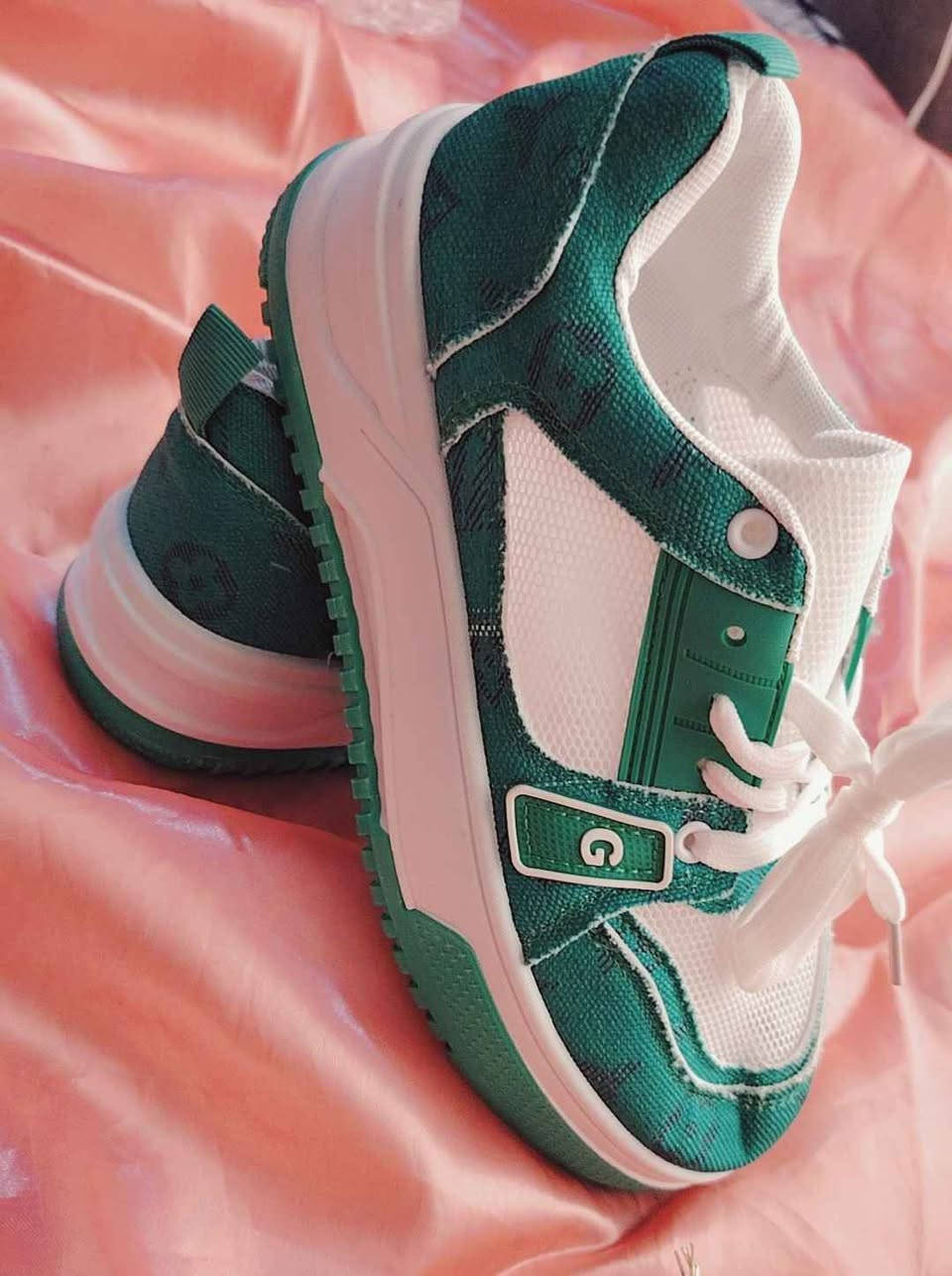 بنات لحكو عالكميه احذيه رياضي تجنن تنباع ب١٥ و١٧ اني ابيع فقط ب٨ الااااف متوفر توصيل واكو بعد مامصورتهن Singapore


**إذا كنت صاحب هذا الإعلان وتريد حذفه لأي سبب، رجاءا أرسل رسالة إلى الدعم الفني**