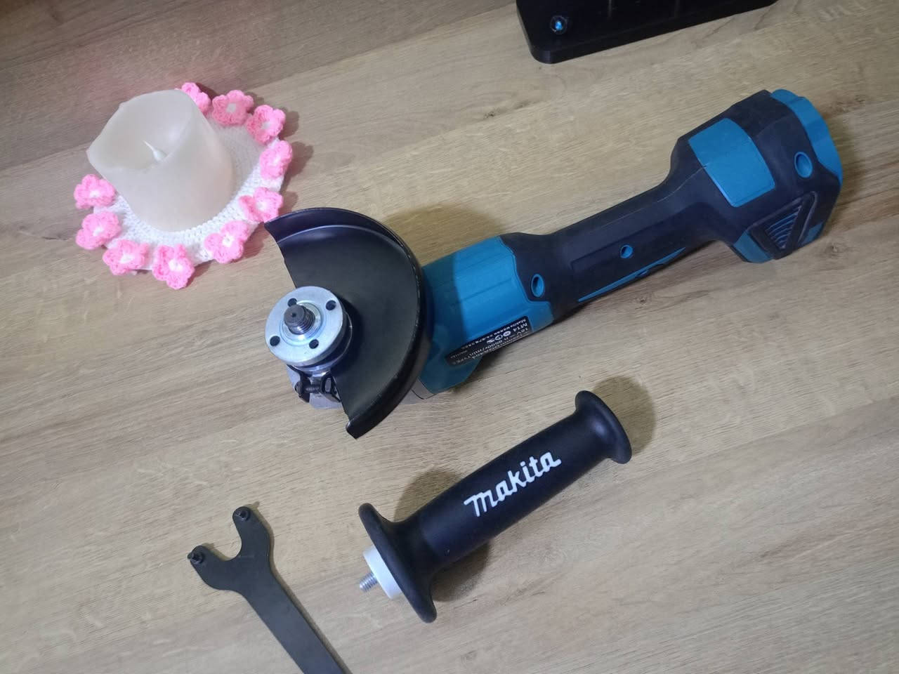 كوسرة ماكيتا أوروپى فارغ شرط شغال و فحص
40 الف توصيل موجود


**إذا كنت صاحب هذا الإعلان وتريد حذفه لأي سبب، رجاءا أرسل رسالة إلى الدعم الفني**