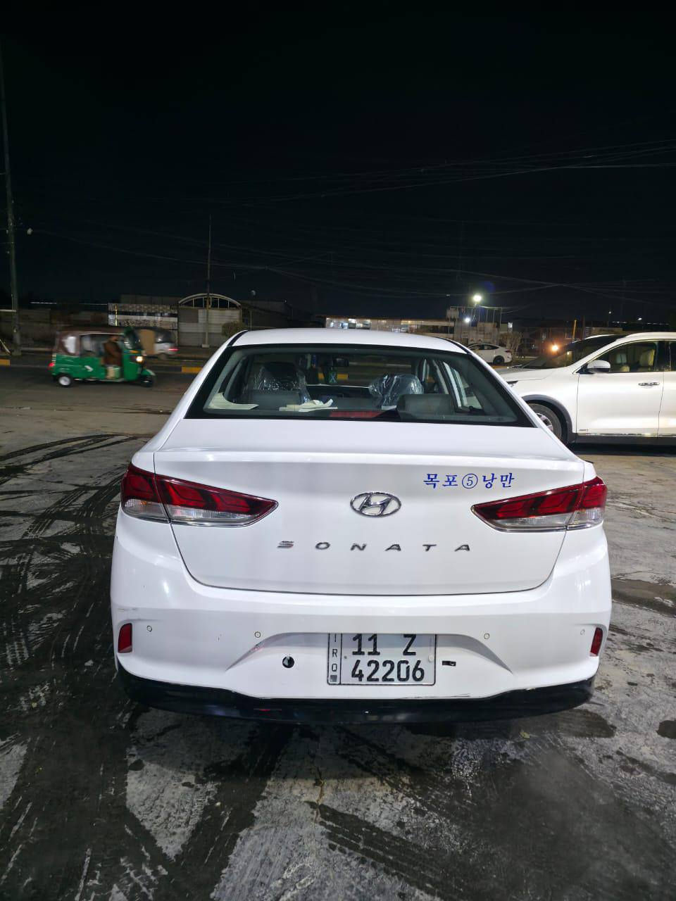 سلام عليكم سوناتا موديل 22بسمي سياره بس غاز مكاني مدينه صدر سعر 140رقم هاتف ***********
