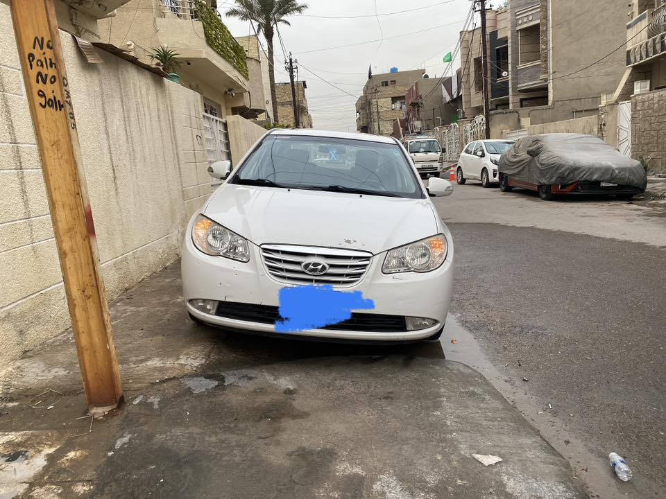 هونداي النترا خليجي 
٢٠١١ بغداد 
مكينة ١٦٠٠ 
مكفولة كفالة عامة 
رقم انگليزي 
فتحة سقف 
بيها منظومة غاز 
***********
ملاحظة الشراي يتصل ويعرف السعر لان من خلال ماشفت بالمنشورات اكو ناس شغلتها بس تكسر بحلال العالم
