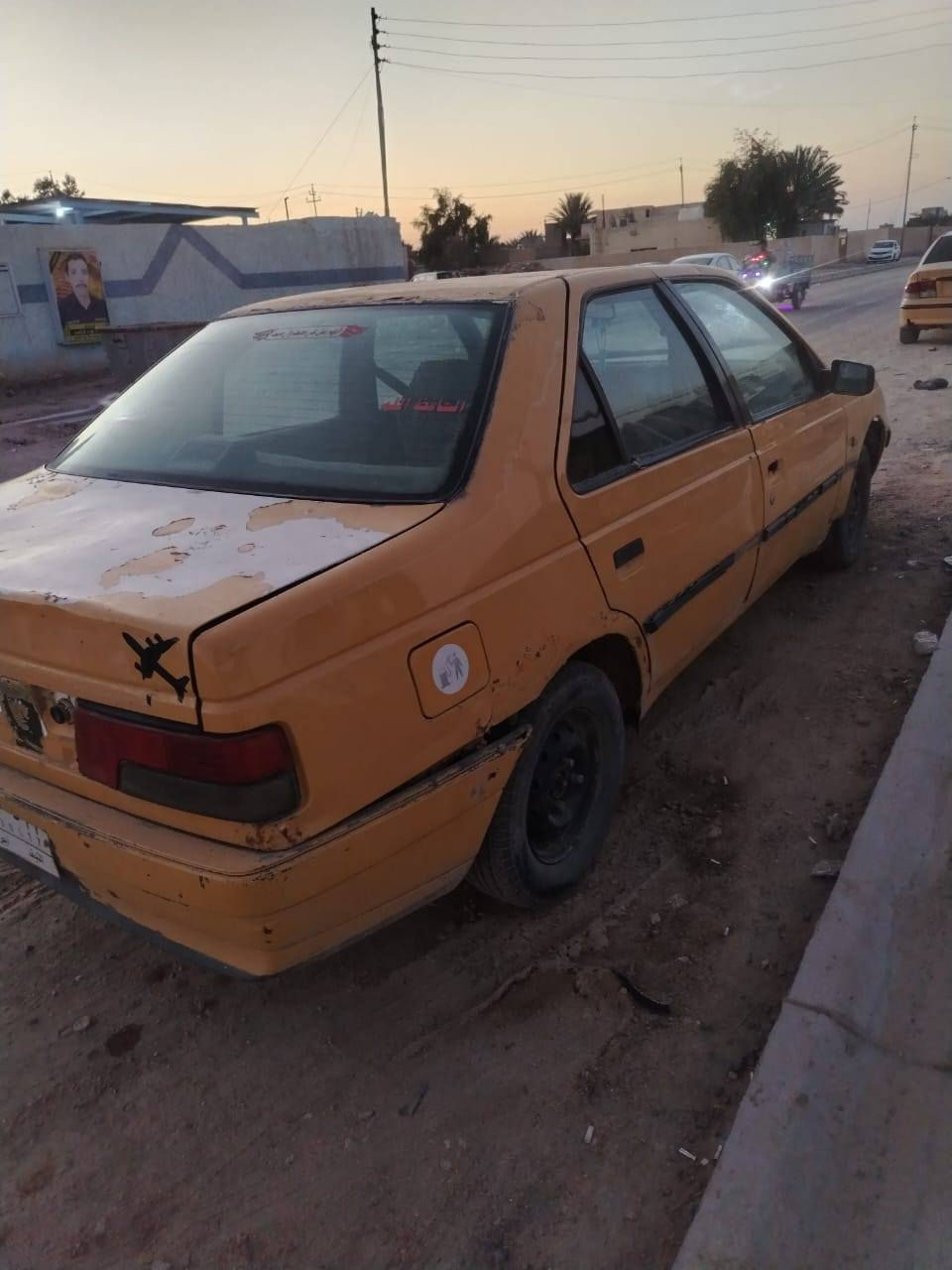 بيجو روا الموديل 2010للبيع شغاله نقص بس كلج سنويه صاقطه ابيع هيجي ع هذا وضعه مليون وبيه مجال في السماوه الرقم التيلفون ***********
