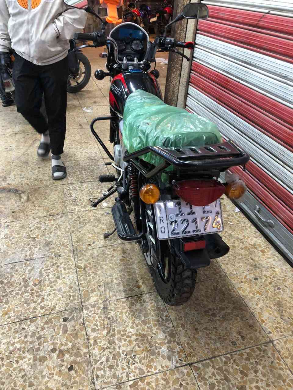 السلام عليكم بوكسر جبلي موديل 23 مرقم بغداد شرط التحويل مجفته وكاله قبل 6 اشهر  المكينه خير من الله لا تبخير ولا تنقيص جديده كلش الدراجه السعر 2400 مليونين وربعميه بيه مجال للشراي مكاني بغداد السيديه

***********
