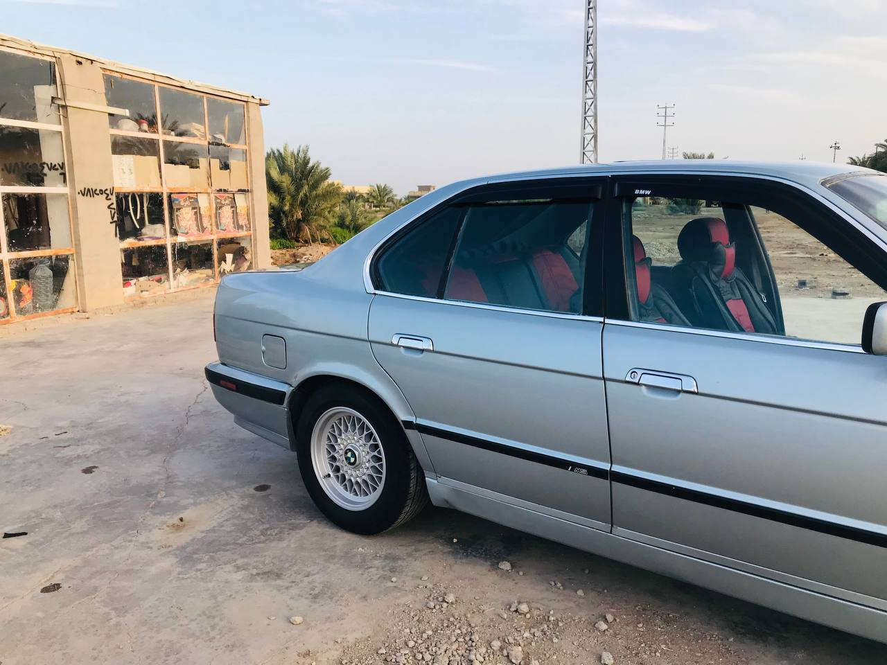 السلام عليكم
٥٢٠ صل كير محرك عربانه ٥٢٥ تخم تاير تبريد محرك مكفول صدر جديد سياره ربع ماذب عليه صبغ بدون ضربه ولاخياس دكت جاكوج مابيه موديل ٩٤ السعر ٦٠ مكاني واسط الصويره ***********
