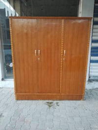 كنتور ٣باب • نشتري غرف نوم • واسط العزيزية
