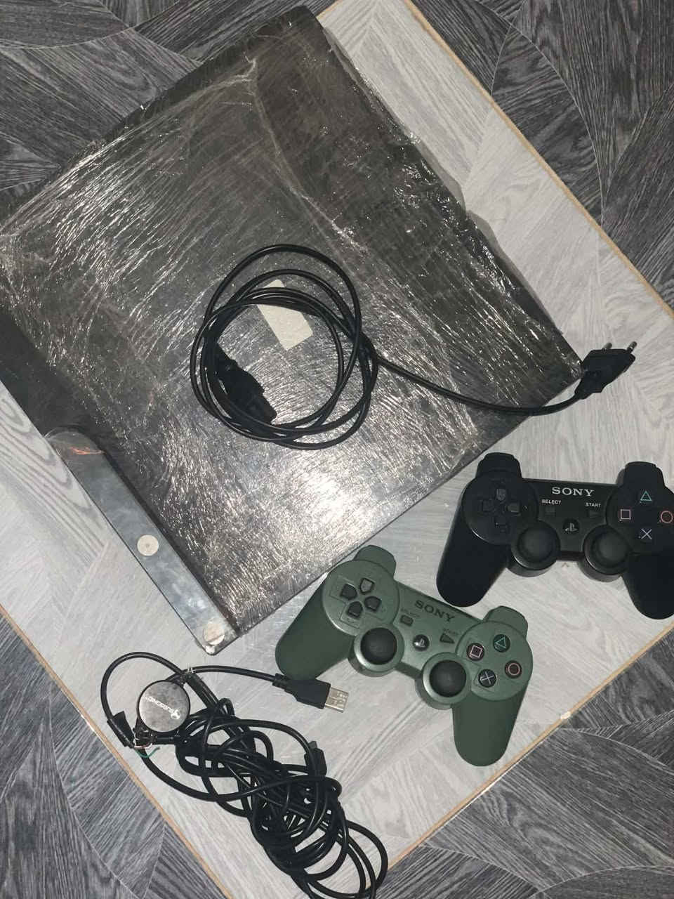 Play 3 جديد مفلاشي 
320 g
2 manette 
فيه ليجو


**إذا كنت صاحب هذا الإعلان وتريد حذفه لأي سبب، رجاءا أرسل رسالة إلى الدعم الفني**