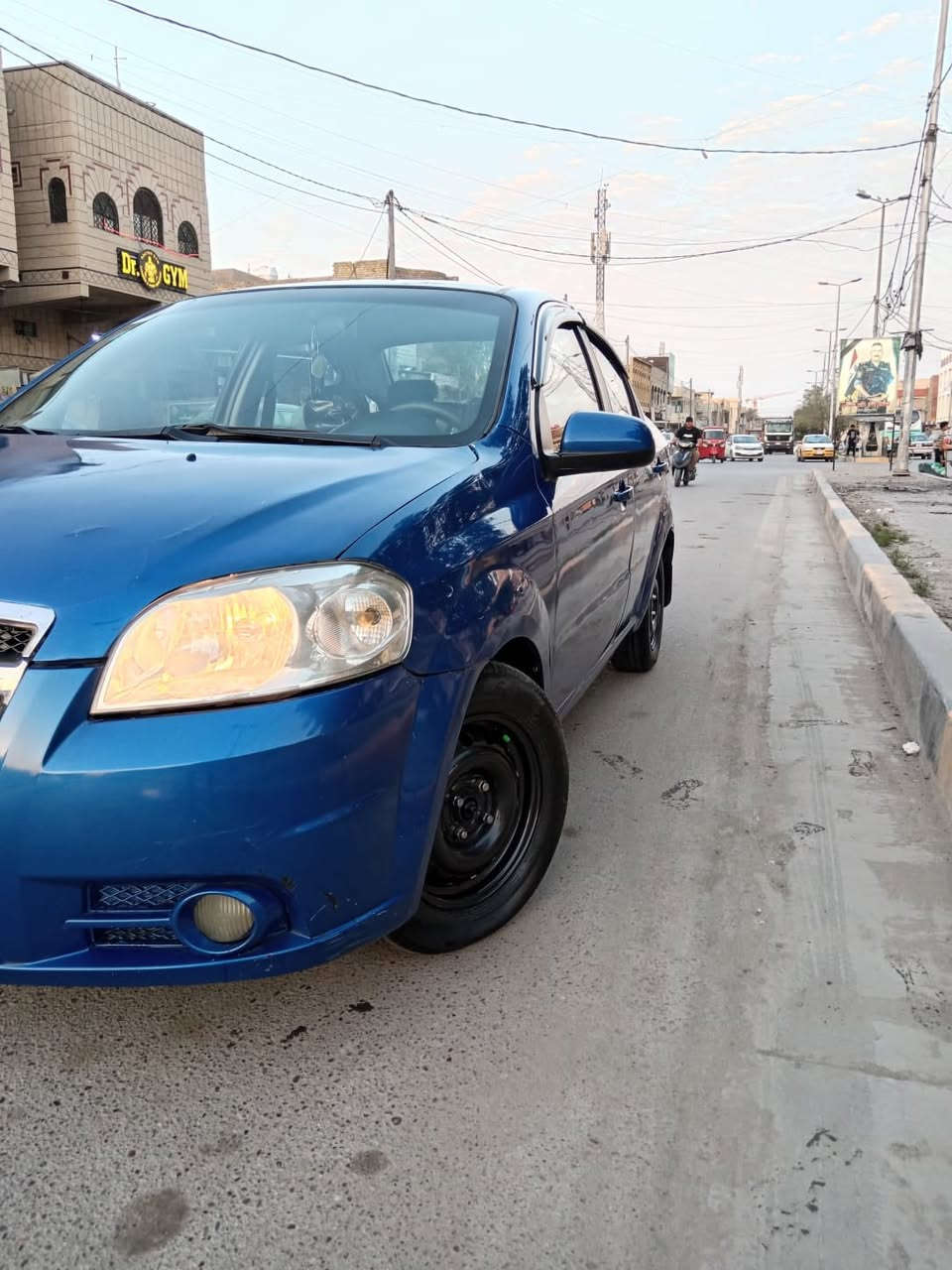 السلام عليكم افيو ٢٠٠٧ جاهزه مكينه وكير خير من الله كهربئيات شغاله تخم تاير صدر جديد غرفه حلوه مشروع وطني تبريد ثلج مواصفات حلوه تتفه ترايهه يخبل بدون ضربه وبدون خياس كير اوتو سياره عضمتهه حلوه بدون حادث سياره ترايهه حلو شاشه كامره السعر ٥٢مكانهه بغداد الحريه الاتصال ***********
