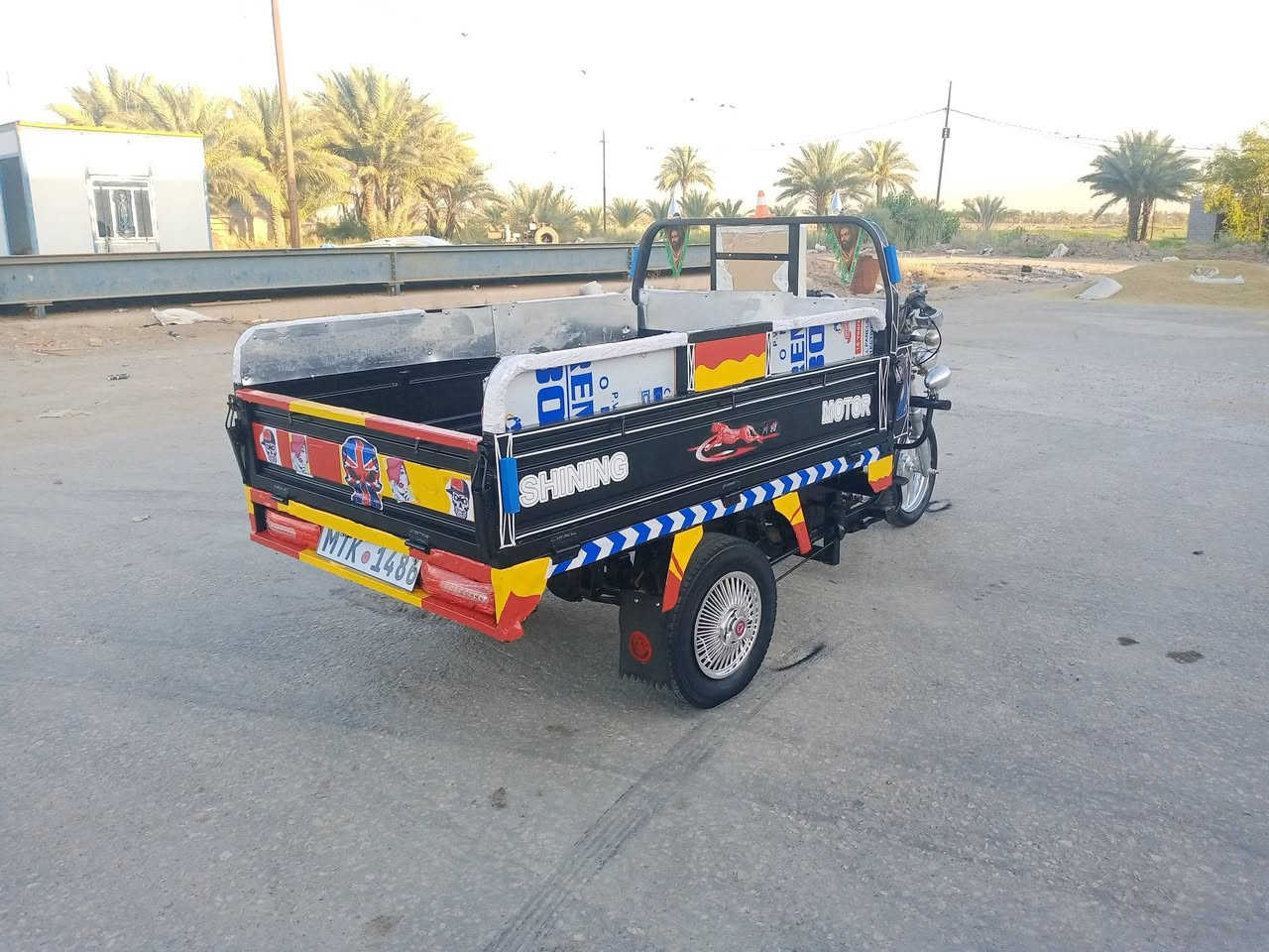 السلام عليكم ستوته للبيع موديل 20 محرك 23 اوراق اصولي ستوته جاهزه سعر 1400 وبيها مجال المكان بابل الشوملي الرقم ***********
