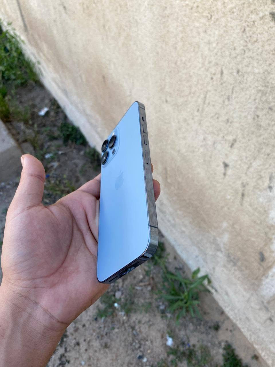 للبيع – آيفون 13 برو ماكس | 256GB
✨ نظافة 100% – أخو الجديد 🛡️ مكفول من التصليح 💾 الذاكرة: 256GB 🔋 البطارية: 79%
💰 السعر: 575 ألف  
📍 العنوان: بغداد – البياع 📲 للتواصل: *********** 💬 واتساب فقط
يوجد توصيل
