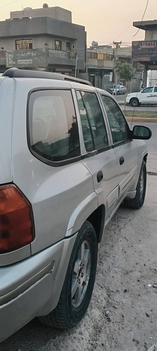 السلام عليكم ازوزه 2008 كير ومكينه جديد حاويه مصبوغه حزام لجماليه اثر جراد السعر 70 وبيه مجال لطيبين  الهاتف ***********.    *********** المكان بغداد حي اور
