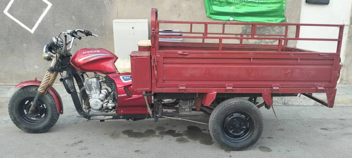 السلام عليكم ستوتة اللبيع دايوان موديل 2015 السعر سبعمية وخمسين سلف هندر كهربائيات شغالة اوراق كاملة مكاني بغداد مدينة الصدر هاذه رقمي ***********
