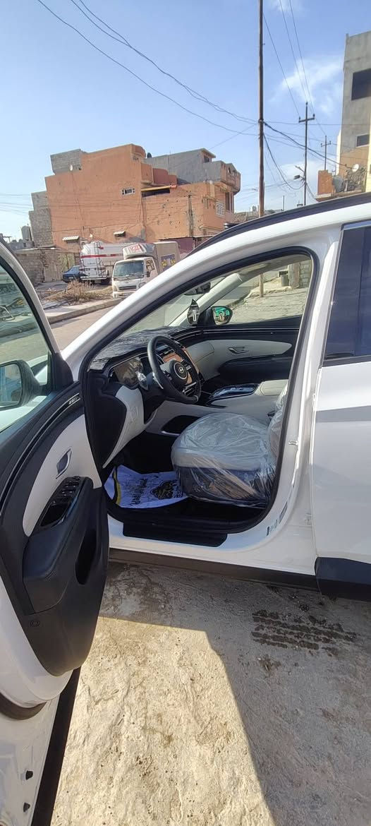 سياره توكسن 2023 للبيع  بدون ضرر لل تواصل اتصل بل رقم الموقع وادي حجر ***********
