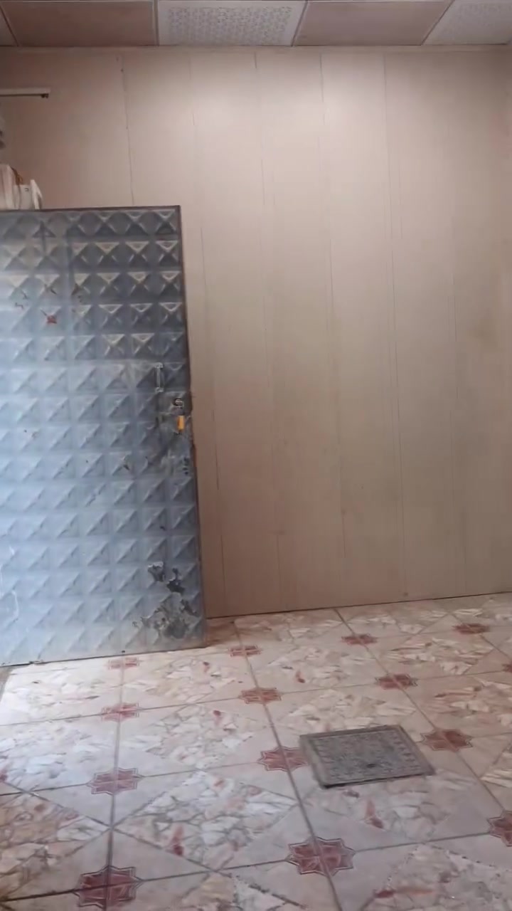 شقة للإيجار في البصرة البراضعية قرب السفارة الروسيه
الآجار 450 مع الكهرباء
***********
